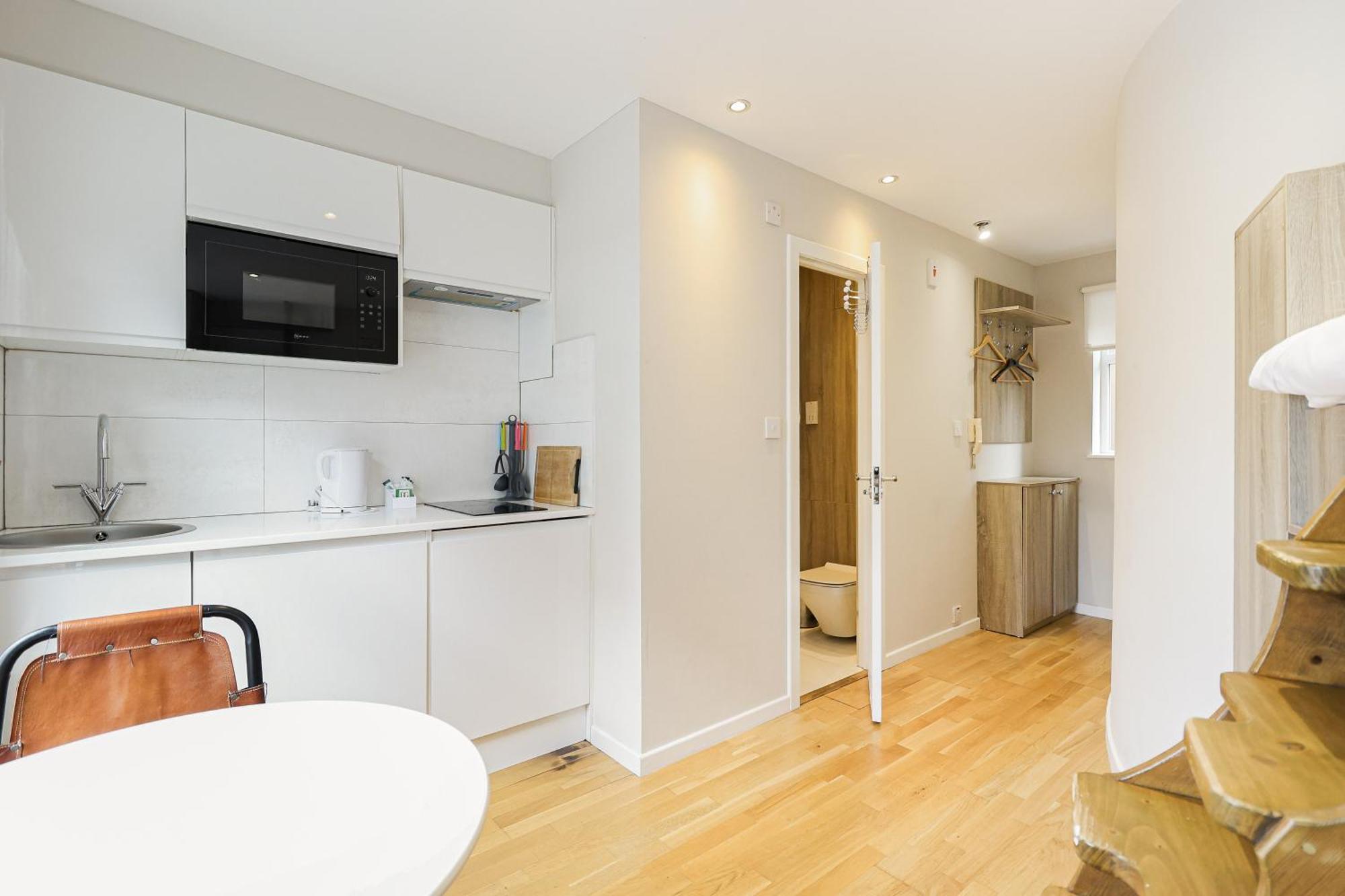 Apartment Near Harrods